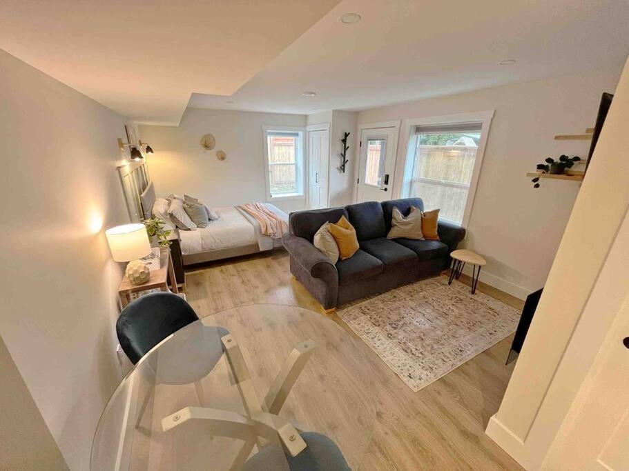 Modern Studio With Soft Tub And Mountain Views - Ratcliffe Guest Suite Duncan Dış mekan fotoğraf